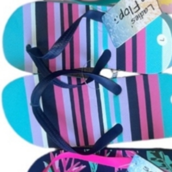 CUTE OLD NAVY Sandals Striped Blue Pink Dark Blue Flip Flop Shoes NEW 10 M - Picture 4 of 6